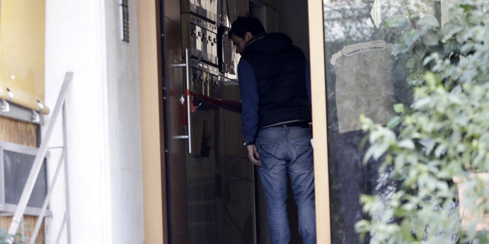 Προσπάθησαν να σωθούν αλλά δεν τα κατάφεραν τα δίδυμα αγοράκια – «Μαυρισμένα» από τον καπνό τα χέρια τους